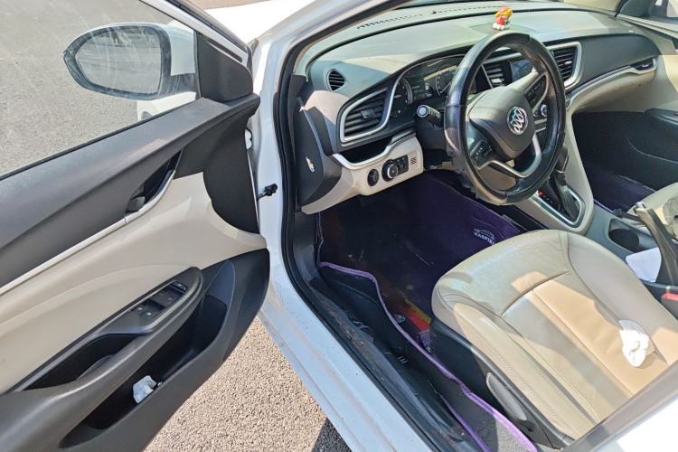 Used Buick GT 2019 15T Dual-Clutch Connected Elite Model China VI Driver Seat