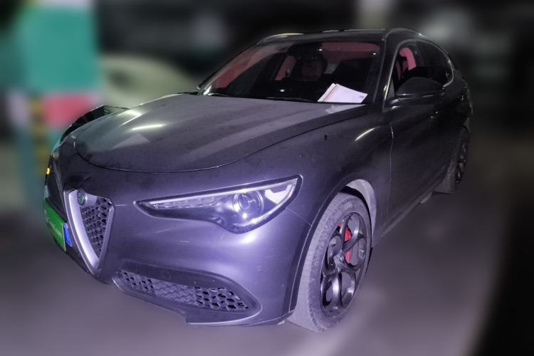 Used Alfa Romeo Stelvio 2017 2.0T 200HP Luxury Edition