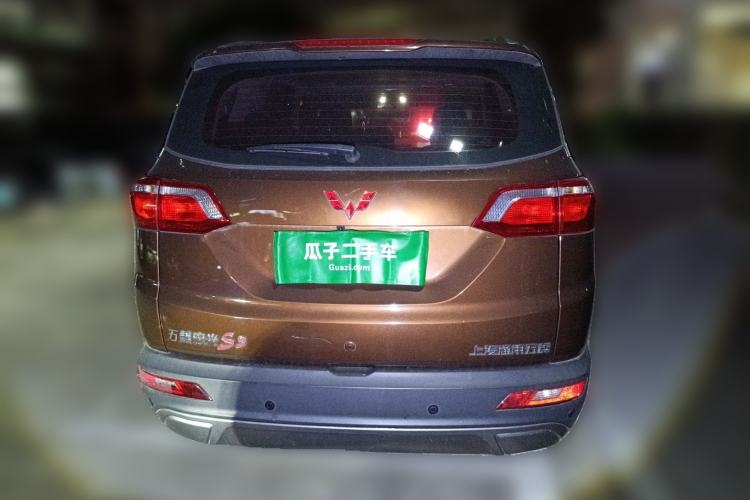 Used Wuling Hongguang S3 2018 1.5T Manual Luxury Model China V Standard
