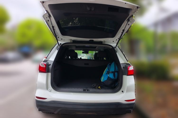 Used Chevrolet Equinox 2019 535T Automatic Chijie Edition China V Standard Trunk