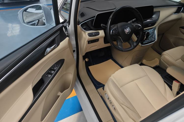 Used Buick GL8 2022 ES Landtrek 653T Luxury Edition
