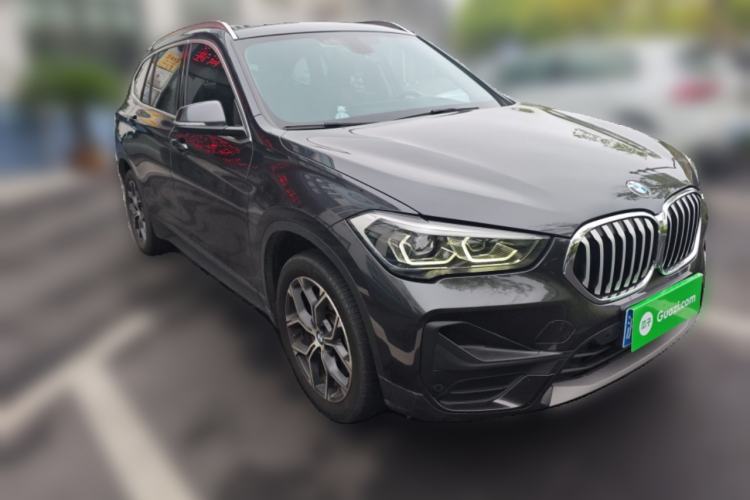 Used BMW X1 2022 sDrive25Li Leading Model Front Right 45 Deg