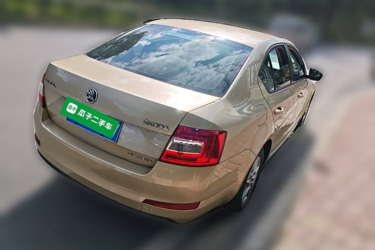 Used Skoda Octavia 2015 1.6L Automatic Eado Edition