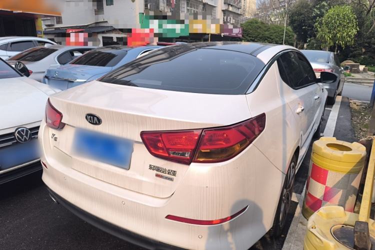 Used Kia K5 2015 2.0L Automatic LUX Rear Right 45 Deg