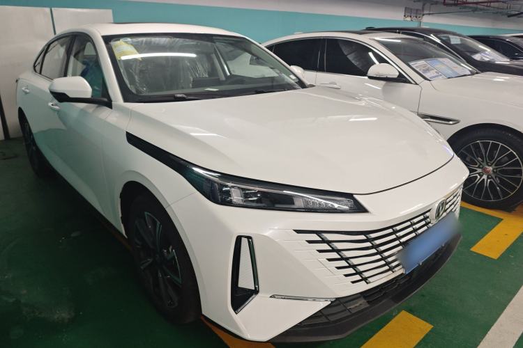 Used CHANGAN Eado 2025 Blue Whale 1.5T 500Bar Prestige Model
