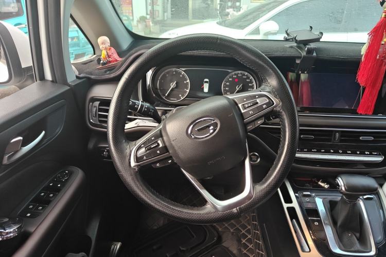 Used GAC Trumpchi M6 2019 270T Automatic Luxury Edition (7-seater) China V Standard Steering Wheel