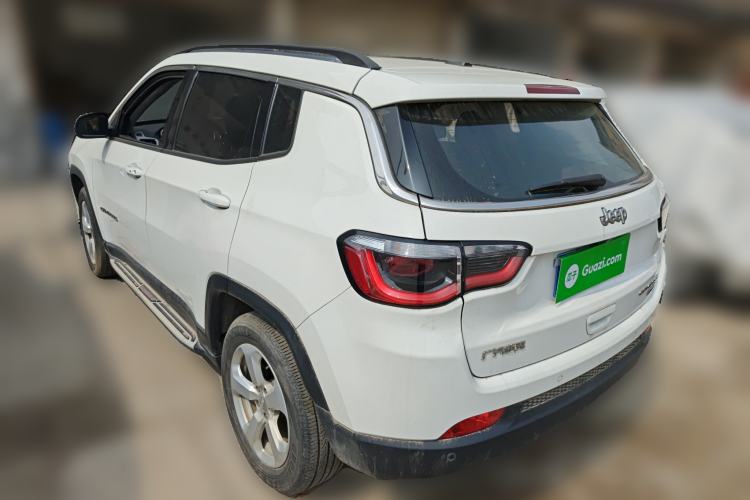 Used Jeep Compass 2017 200T Automatic Family Edition
