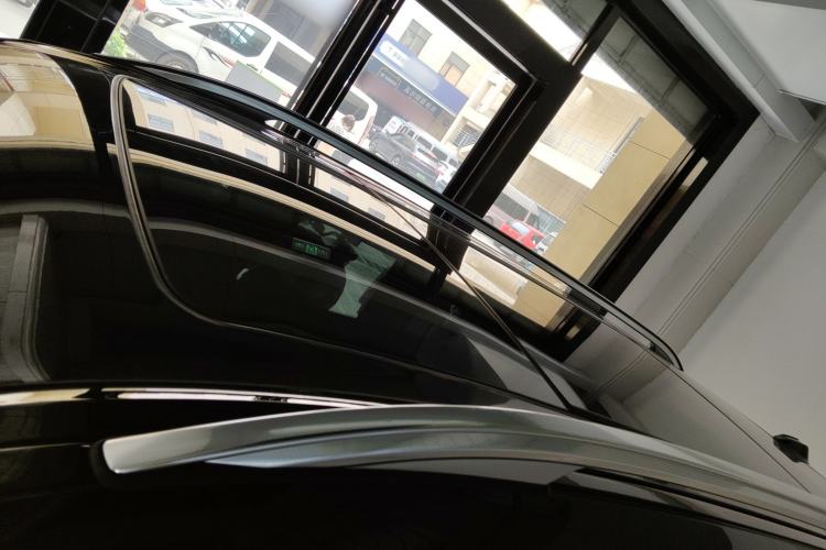 Used BMW X7 2024 xDrive40i Luxury Package – Leading Model Roof