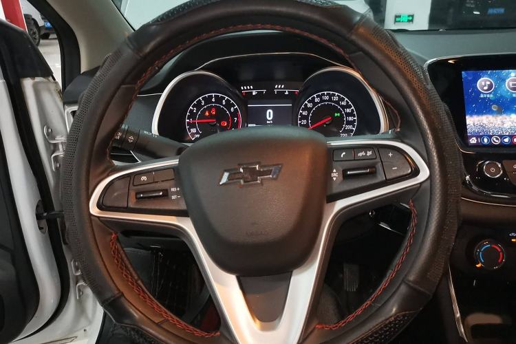 Used Chevrolet Monza 2020 Light Hybrid Redline 320T Dual-Clutch Joyful Edition