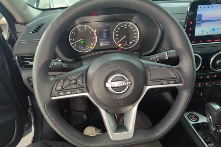 Used Nissan Sylphy 2025 1.6L CVT Genuine Edition Steering Wheel