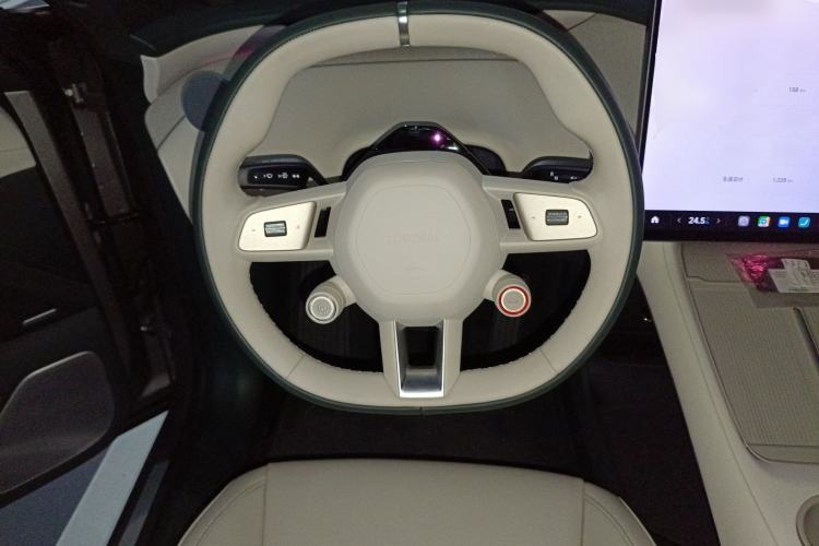 Used Xiaomi Auto YU7 2025 Ultra-Long Range All-Wheel Drive Pro Version