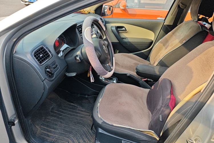 Used Volkswagen Polo 2012 1.6L Cross Polo Automatic Transmission Left Front Seat