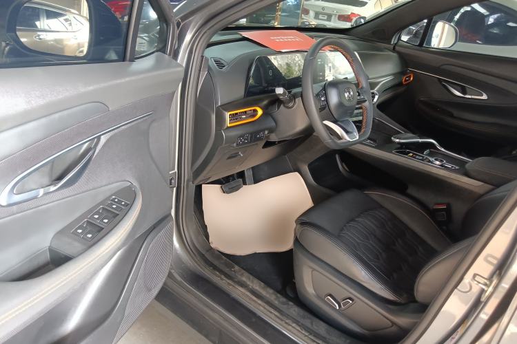 Used Changan UNI-T 2022 1.5T Prestige Version