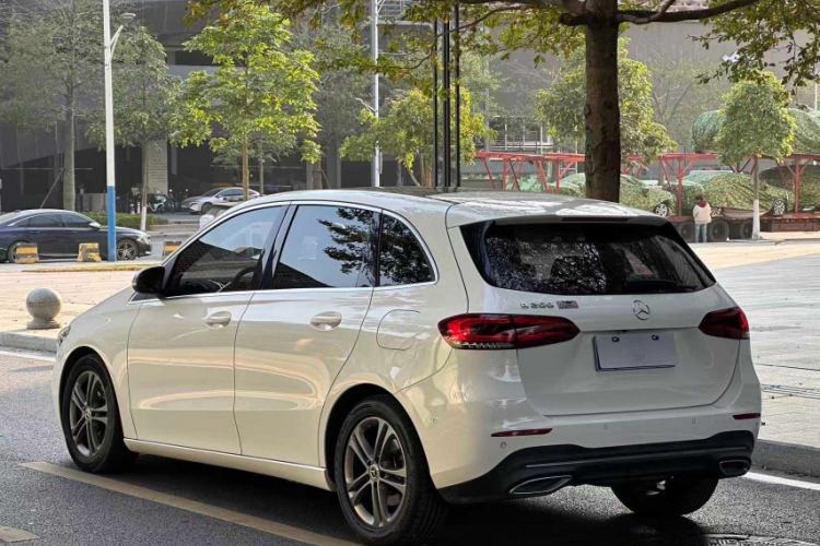 Used Mercedes-Benz B-Class 2020 B 200 Sport Edition Exterior 8