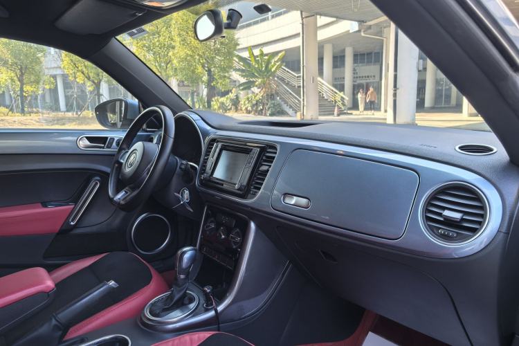 Used Volkswagen Beetle 2018 180TSI Yile Model
