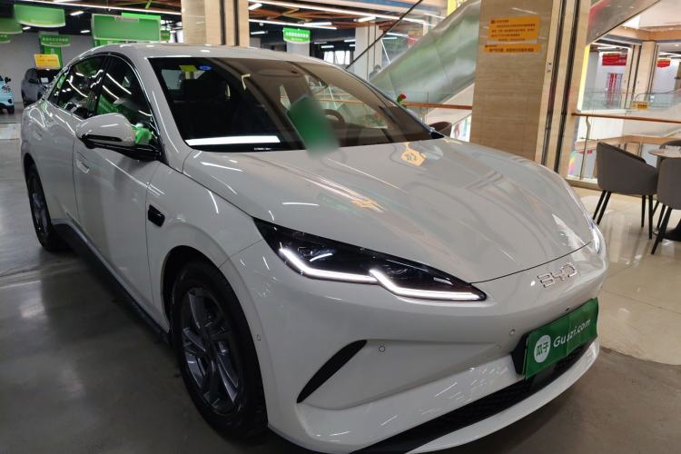 Used BYD Seal 06 New Energy 2025 EV 470KM Prestige Edition Front Right 45 Deg