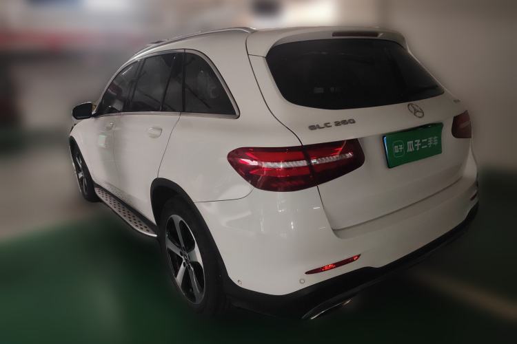 Used Mercedes-Benz GLC 2017 GLC 260 4MATIC Luxury Model
