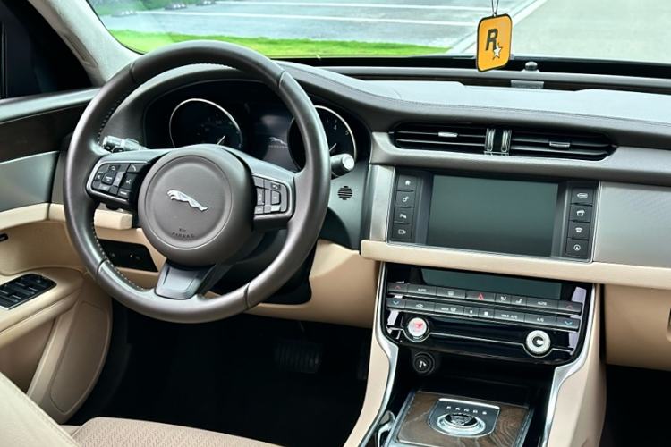 Used Jaguar XFL 2017 XFL 2.0T 200PS Elite Edition