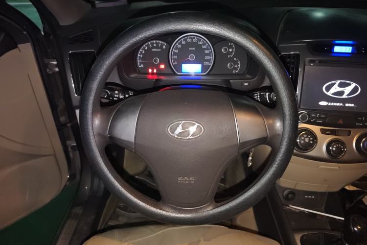 Used Hyundai Celesta 2011 1.6L Manual Luxury Model
