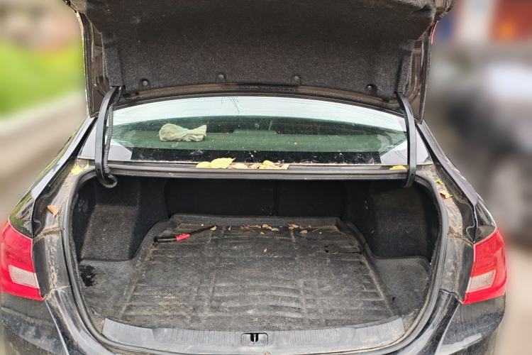 Used Buick GT 2015 15N Automatic Deluxe Edition Trunk