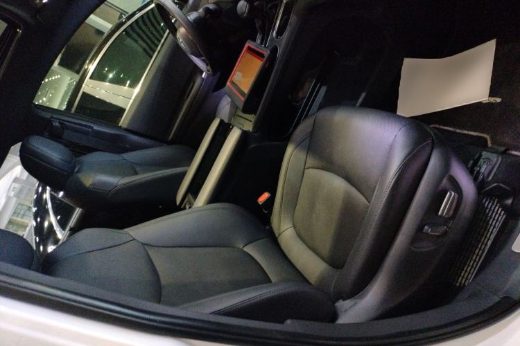 Used Toyota SIENNA 2023 2.5L Hybrid Deluxe Edition