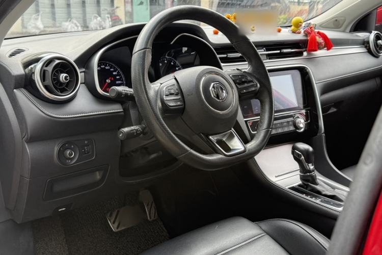 Used MG 6 2017 20T Automatic Luxury Smart Connect Version China V Standard Interior 6