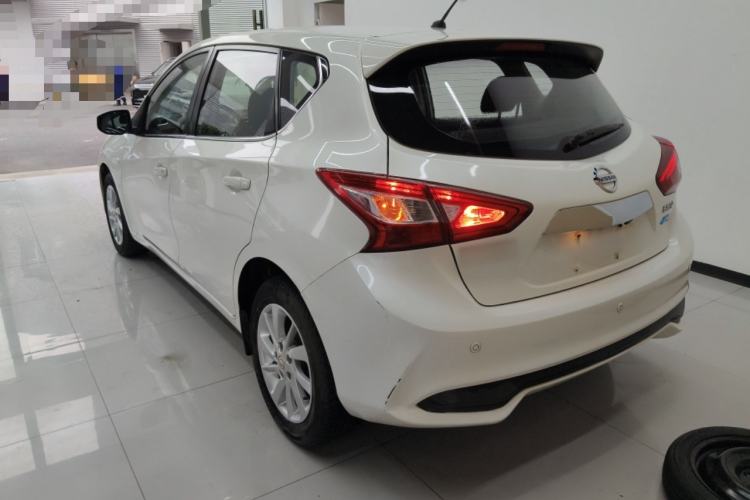 Used Nissan Tiida 2016 1.6L CVT Cool Dynamic Edition Exterior 2