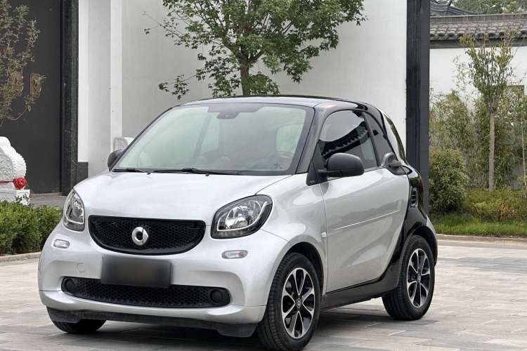 Used smart fortwo 2015 1.0L 52 kW Hardtop Passion Edition