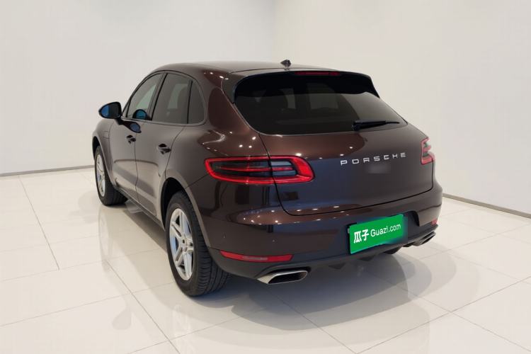 Used Porsche Macan 2017 Macan 2.0T Rear Left 45 Deg