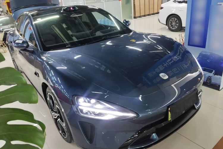Used Xiaomi Auto SU7 2024 Four-Wheel Drive Ultra-Long Range Advanced Intelligent Driving Max Edition
