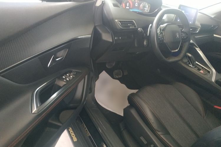 Used Peugeot 5008 2017 380THP 7-Seater Elite Edition Driver Seat