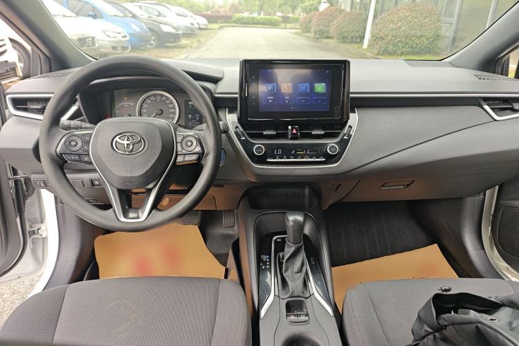 Used Toyota Levin 2022 Dual-Motor 1.8H E-CVT Leading Edition
