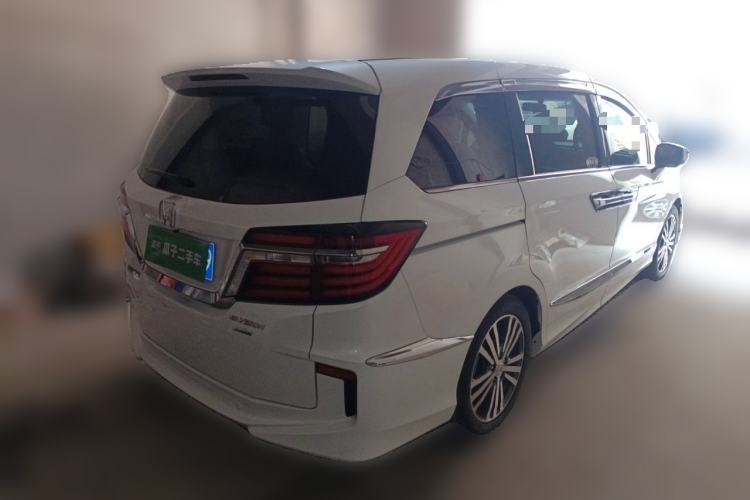 Used Honda Elysion 2016 2.4L Classic Edition
