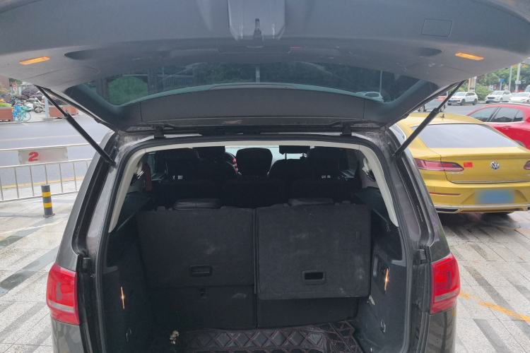 Used Volkswagen Sharan 2014 2.0 TSI Standard Model