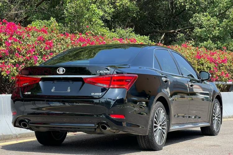Used Toyota Crown 2018 2.0T Sport Edition

