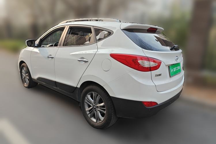 Used Hyundai ix35 2013 2.0L Automatic Two-Wheel Drive Smart GLS China IV Standard
