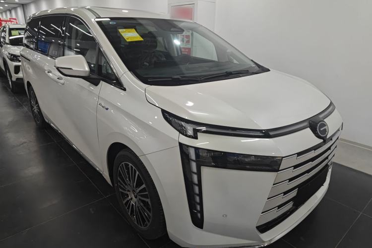 Used GAC Trumpchi E8 New Energy 2024 150km MAX+ Front Right 45 Deg