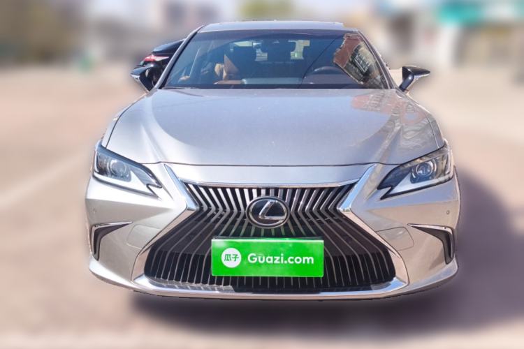 Used Lexus ES 2020 200 Excellence Edition Front