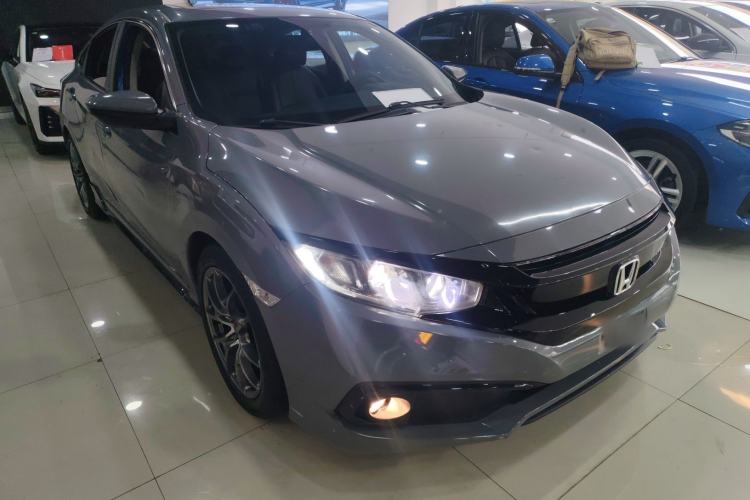 Used Honda Civic 2019 220TURBO CVT Dynamic Edition China VI Emission Standard Front Right 45 Deg