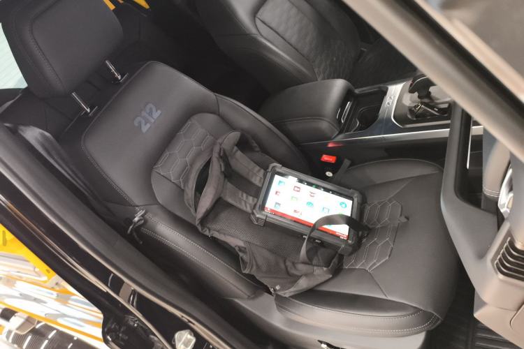 Used 212 T01 2025 2.0T Changfeng
