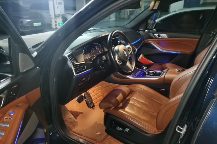 Used BMW X7 2022 xDrive40i Luxury M Sport Package
