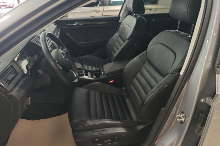 Used Skoda Superb 2016 TSI330 DSG Smart Drive Edition