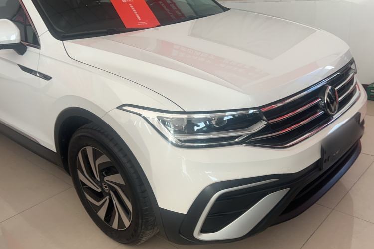 Used Volkswagen Tiguan L 2022 330TSI Automatic Two-Wheel Drive Smart Edition Left Front Headlight