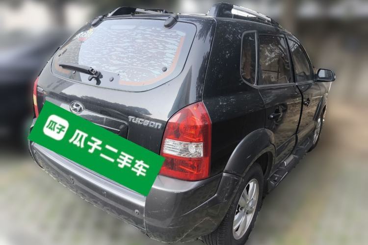 Used Hyundai Tucson 2009 2.0L Automatic Two-Wheel Drive with Sunroof