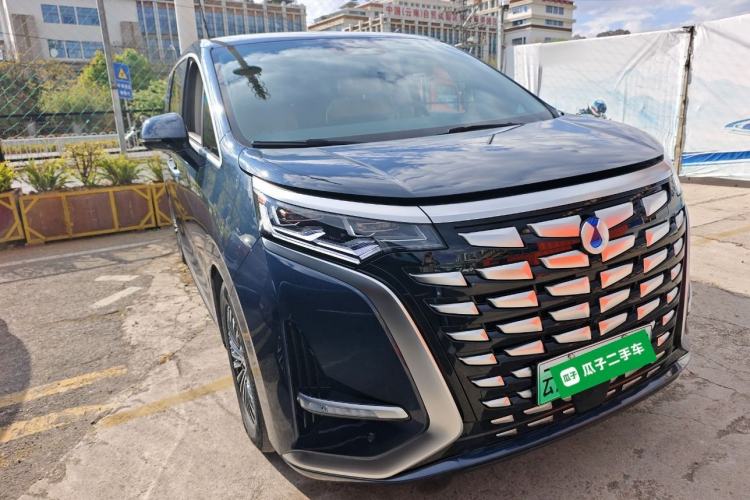 Used Denza D9 2022 DM-i 970 Four-Wheel Drive Prestige Model
