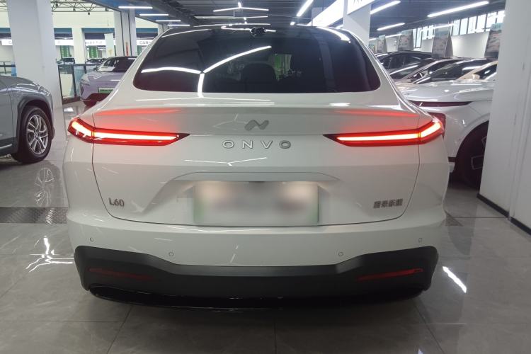 Used ONVO L60 2024 60 kWh Rear-Drive Version Rear