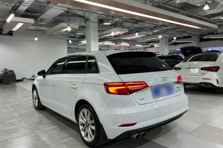 Used Audi A3 2018 30th Anniversary Edition Sportback 35 TFSI Ambition Model
