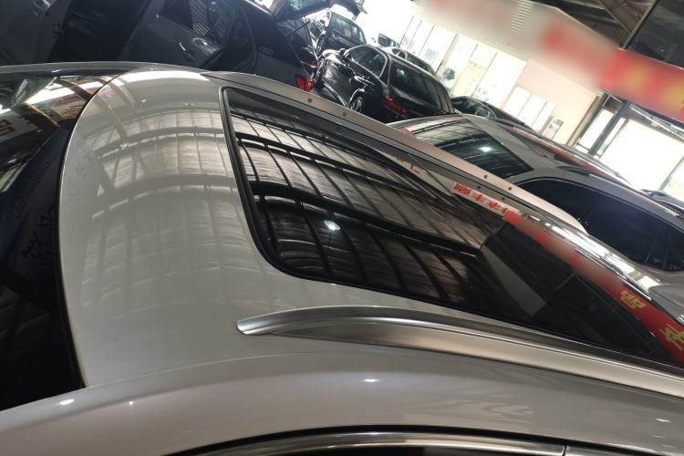 Used Cadillac XT4 2021 28T Two-Wheel Drive Leading Version
