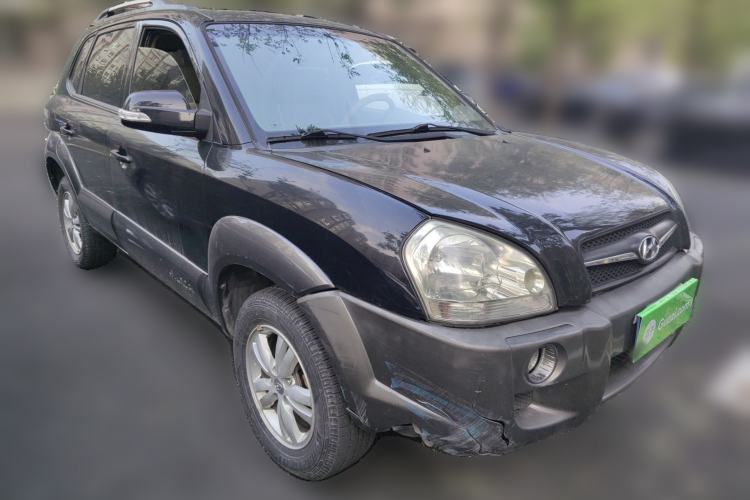 Used Hyundai Tucson 2009 2.0L Automatic Two-Wheel Drive with Sunroof
