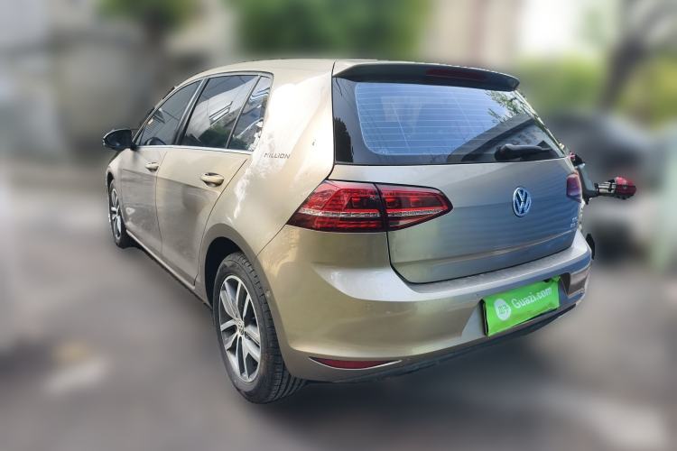 Used Volkswagen Golf 2017 230TSI Automatic Luxury Million-Vehicle Commemorative Edition Rear Left 45 Deg